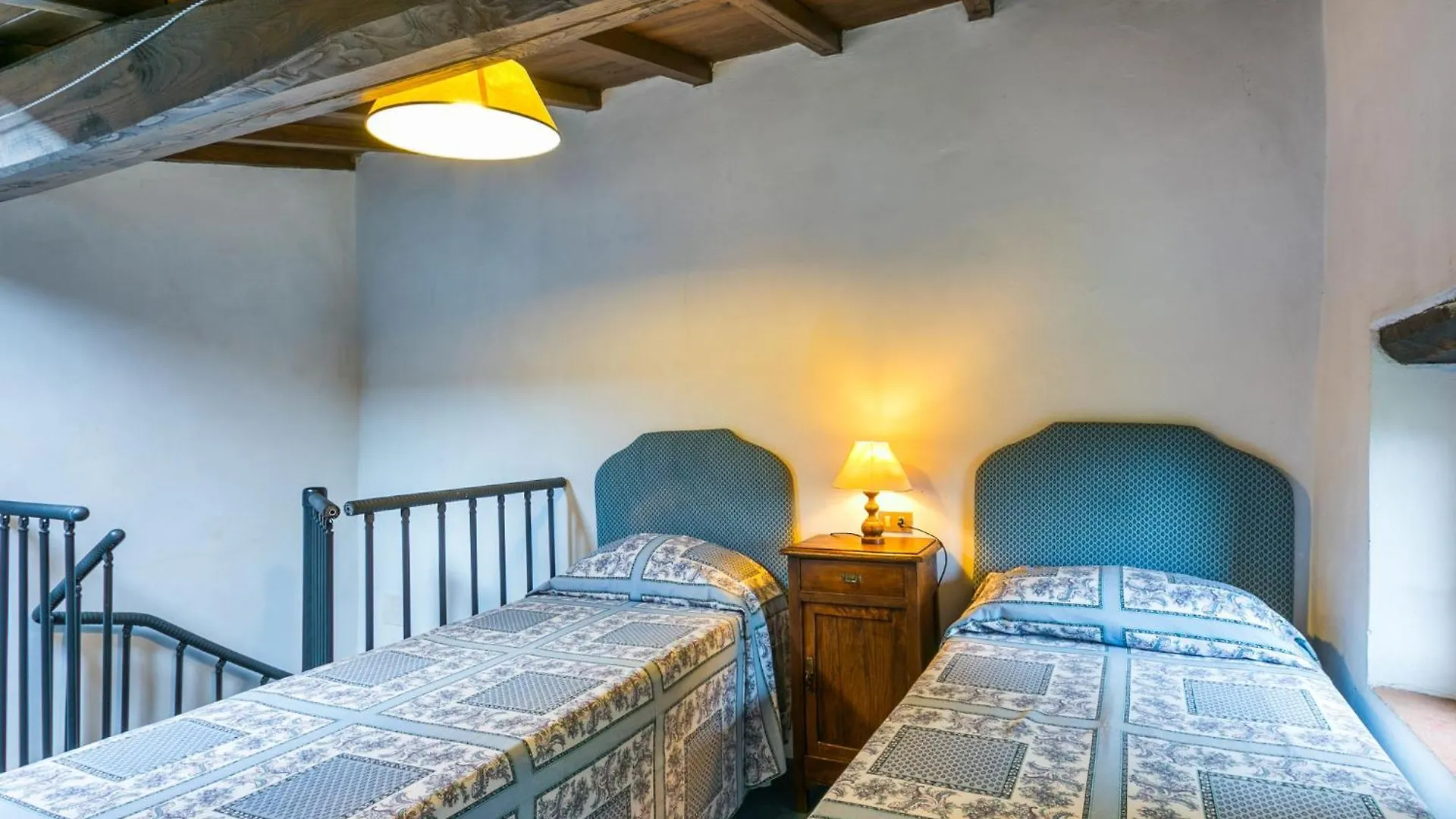 Apartment Podere Cima A Zano -Apt- Tinaia By Interhome Medicina  Medicina (Tuscany)